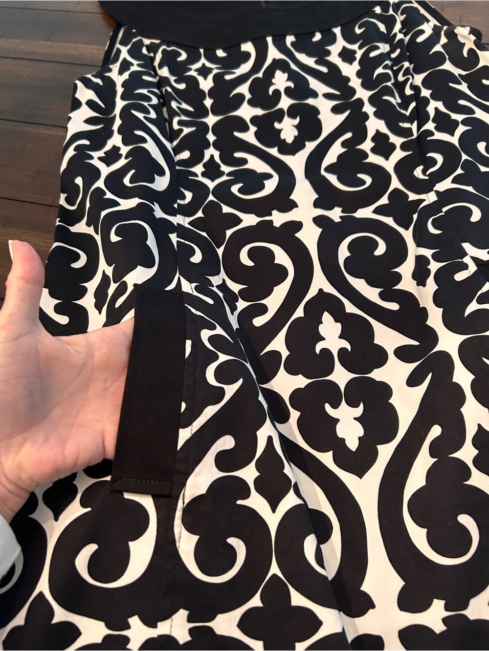 Ronni Nicole Black & White Sleeveless Sheath Dress Size 14 - Picture 6 of 14